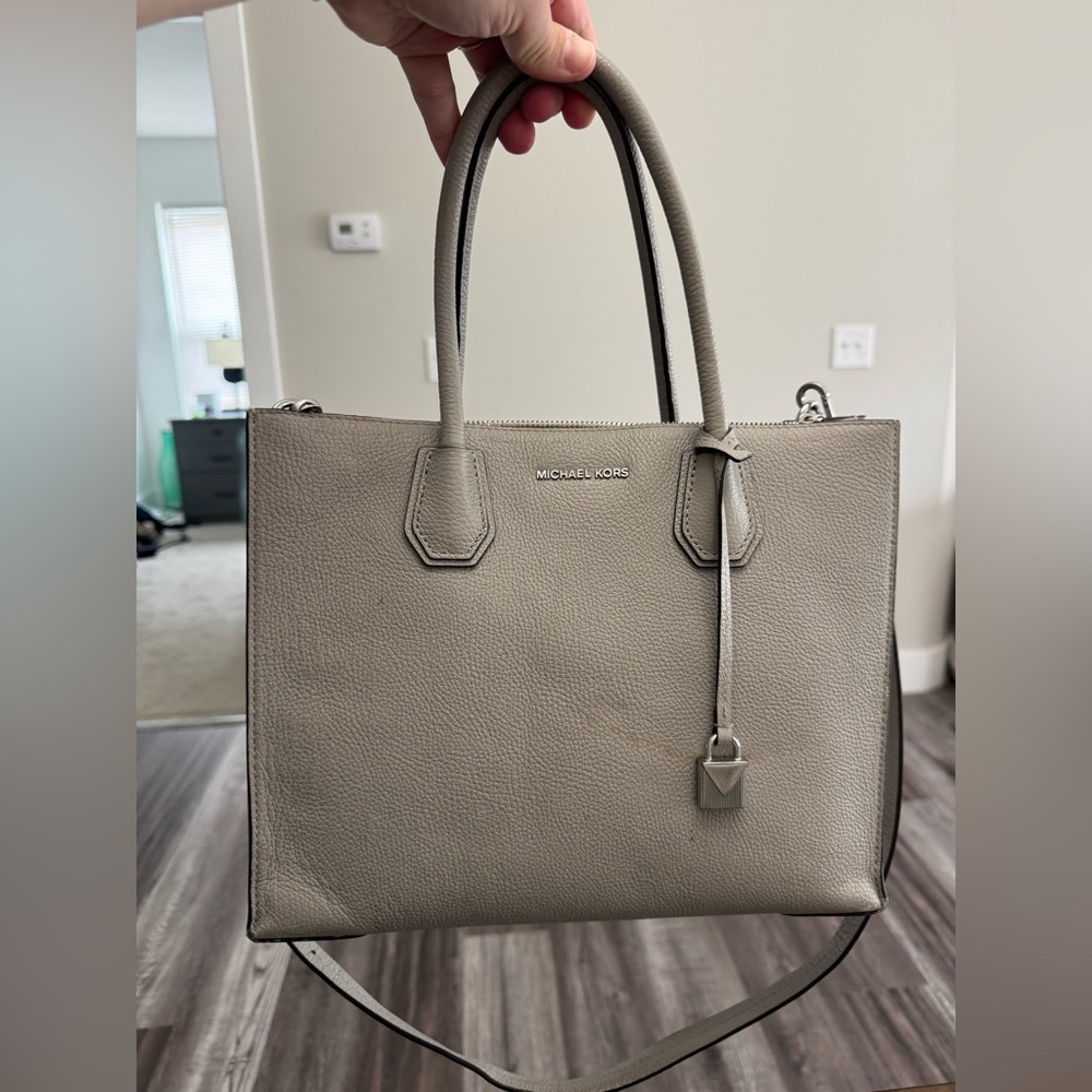 Michael Kors gray Mercer tote